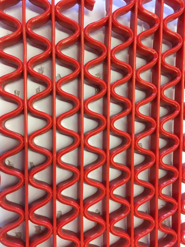 Felpudo de pvc en Zig-Zag de 8 mm en color rojo de DecoStands